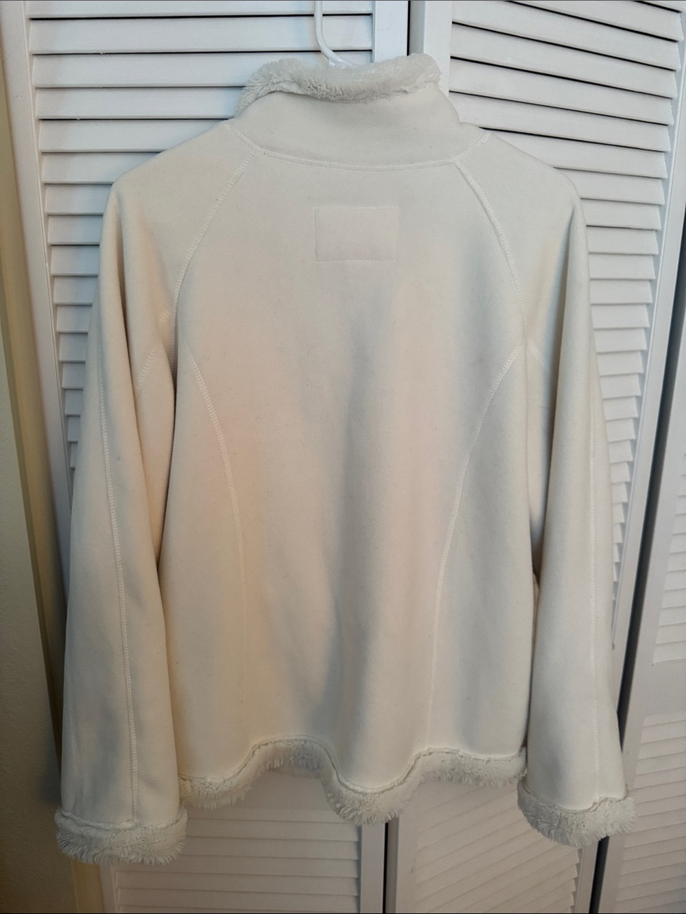 GreenTea Cream Sherpa-Lined Zip Front Jacket, XLarge - Picture 3 of 7